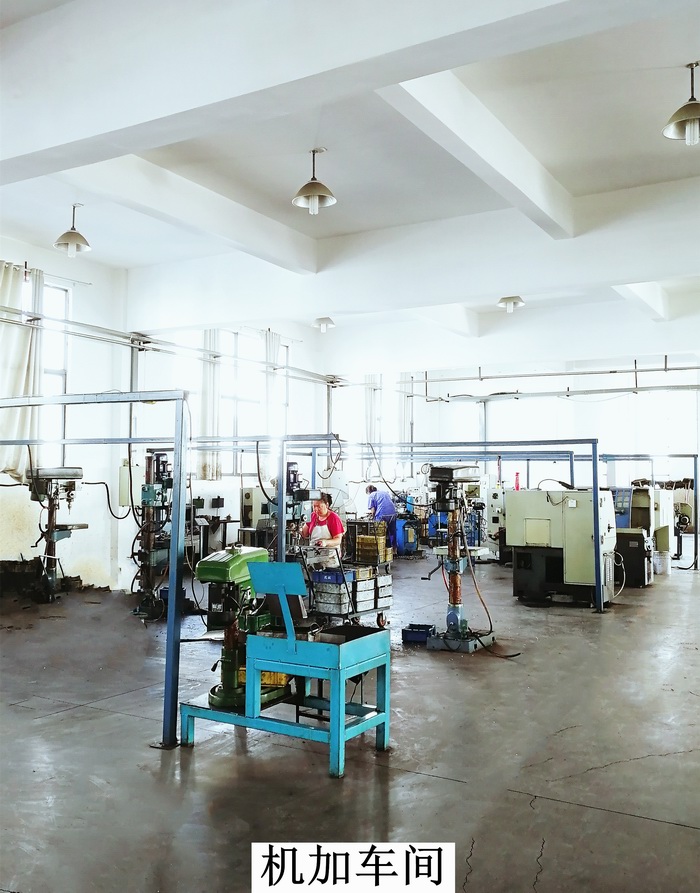 調整大小 機加車間.jpg